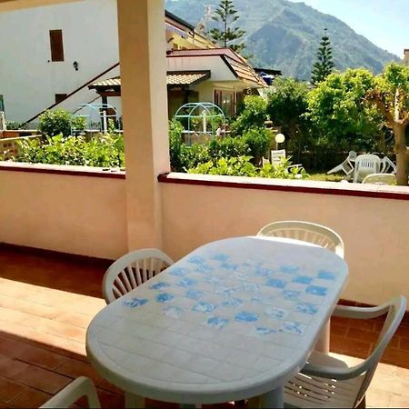 Casa Con Giardino E Terrazzo Vicino Al Mare Villa Piraino Dış mekan fotoğraf